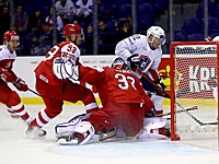 Канадский еврей забросил шайбу броском с центра поля: результаты матчей чемпионата мира