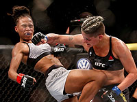 Женские бои в Рио-де-Жанейро: победа за сильнейшей. Фоторепортаж