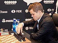 Универсальный шахматный рейтинг. Лидирует чемпион мира. Борис Гельфанд на 48-м месте