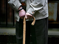 Афроамериканка  убила  74-летнего старика, вытолкнув его из автобуса