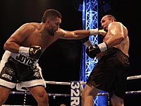 Бокс. Сондерс стал чемпионом мира. Устинова нокаутировали