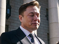 Илон Маск подал в суд на правительство США