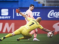 Еще один сюрприз из Испании. Месси забил два  мяча.