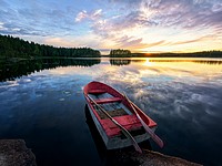 Россиянин погиб во время катания на лодке в Финляндии