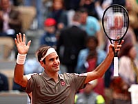 Открытый чемпионат Франции. Федерер вышел во второй круг