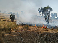 На границе с Газой возникают новые пожары, вызванные