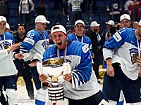 Финский журналист, пророчивший провал сборной на чемпионате мира, съел газету