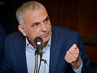 Моше Кахлон отказался подписать указ о повышении цен на молоко вопреки постановлению БАГАЦа