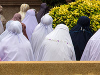 Конфликт из-за начала Ид аль-Фитра: в Йемене хуситы расстреляли молящихся 