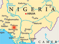 В результате столкновения бензовоза и микроавтобуса в Нигерии погибли 19 человек