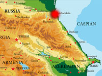 На танкере в порту Махачкалы произошел взрыв, есть погибшие
