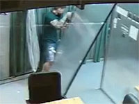 Задержан злоумышленник, разгромивший офис 