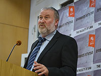 Мандельблит отклонил требование 