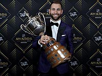 Триумф россиян. Приз Цукера. В Лас-Вегасе вручены индивидуальные призы НХЛ