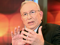 Ярон Лондон: я пощупал грудь незнакомой женщины, потому что она трогала мой живот