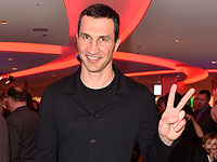 На яхте Владимира Кличко возник пожар, всех пассажиров удалось спасти