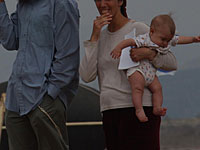 В противовес