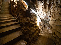 ЦАХАЛ показал журналистам туннель