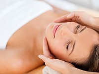 Женщина умерла во время массажа лица в московской клинике