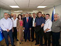 Активисты НДИ массово покидают Либермана и переходят в 