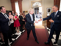 Ряд министров британского правительства подали в отставку
