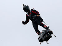 Француз пересек Ла-Манш на летающей доске
