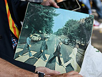 Полвека перехода Beatles через Abbey Road. Фоторепортаж