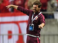 Чемпионат Франции. Андре Виллаш-Боаш стартовал с поражения