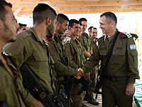 Начальник Генштаба встретился с бойцами батальона