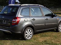 В России создали беспилотный Lada-катафалк