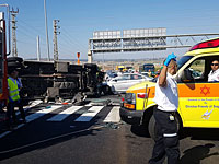 На перекрестке а-Тишби попал в аварию минибус службы Управления тюрем
