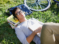 Ученые США: аудиокниги – полноценная замена бумажных, мозг реагирует одинаково