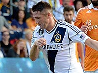 На 36-м году жизни от сердечного приступа умер бывший полузащитник сборной США