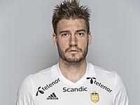 Никлас Бендтнер выложил в сеть видео полуголой подруги