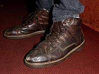 Юный житель Берлина занесен в книгу рекордов Гиннеса за необычайно большой размер ноги