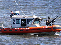 У побережья Калифорнии загорелось судно: множество жертв
