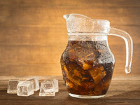 Даже безалкогольные напитки без сахара, очевидно, вредны для здоровья