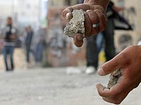 В Исауие камнями легко ранены двое полицейских