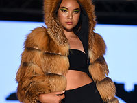 От шубы до бикини: нью-йоркская неделя моды. Фоторепортаж
