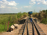 В Конго сошел с рельсов поезд: не менее 50 погибших