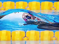 Американскую пловчиху лишили победы из-за купальнике, 