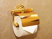 Из семейной резиденции Черчиллей украден золотой унитаз