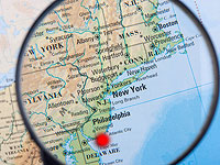 В Нью-Джерси на побережье океана обрушился дом, десятки пострадавших