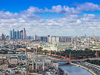 В Москве женщина сбросила с моста двух детей
