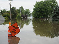 В Индии более 70 человек стали жертвами ливней и наводнений