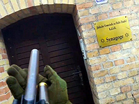 Роман Р. из синагоги в Галле: 