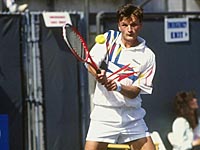 Умер теннисист сборной России