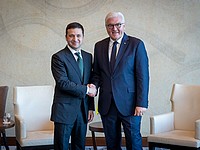 Зеленский и Штайнмайер обсудили ситуацию в Донбассе