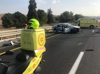 На кладбище Тель-Регев похоронили мать и двух ее детей, погибших в результате аварии