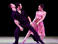 Balletto di Milano: танцующие шансонье и гипнотическое 